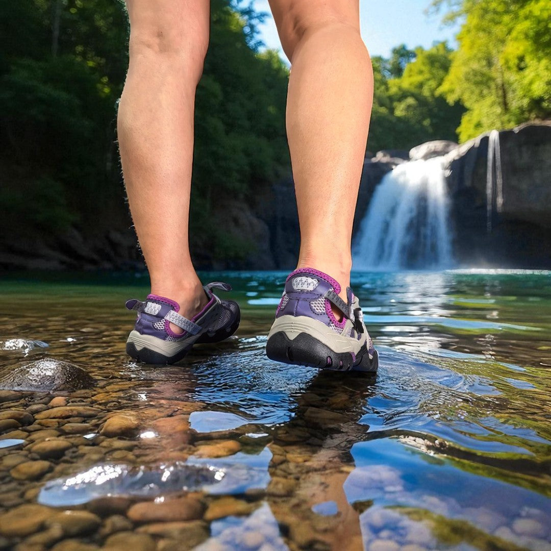 Tenis para senderismo sumergibles Modelo Wild trek Purple