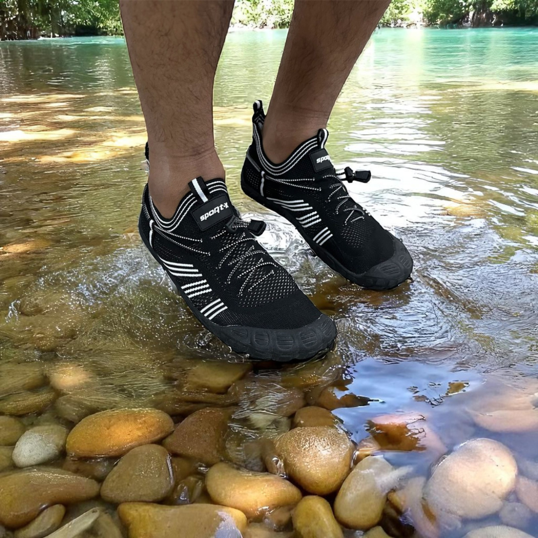 zapato sumergible para rios, cascadas, hikking modelo Hikblack
