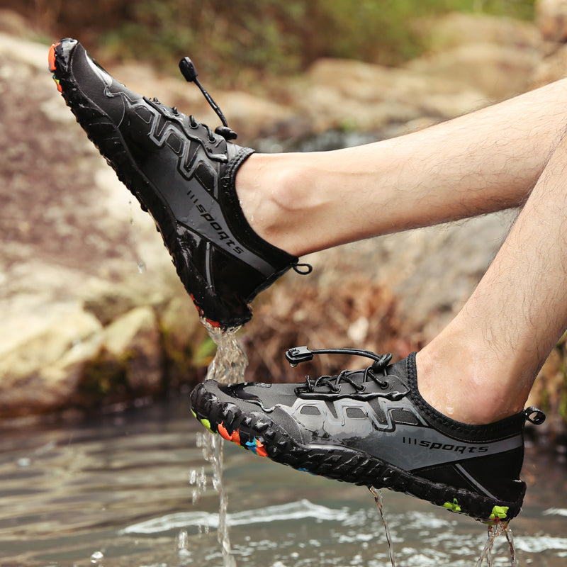 zapato outdooor y playa de drenado rapido modelo Black Beach