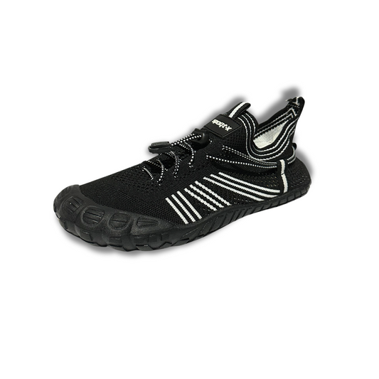 zapato sumergible para rios, cascadas, hikking modelo Hikblack