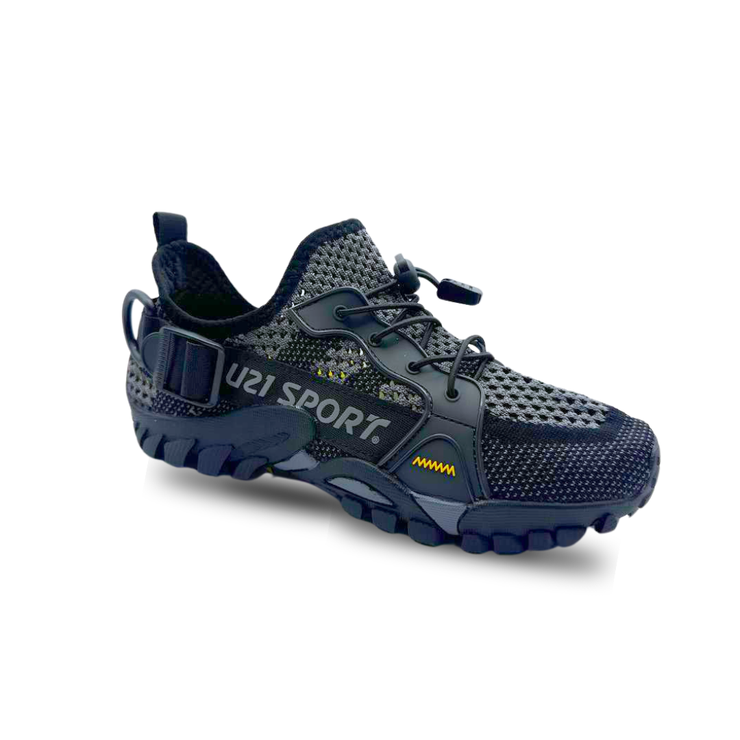 Lightweight, submersible hiking shoe, Master Trekker model