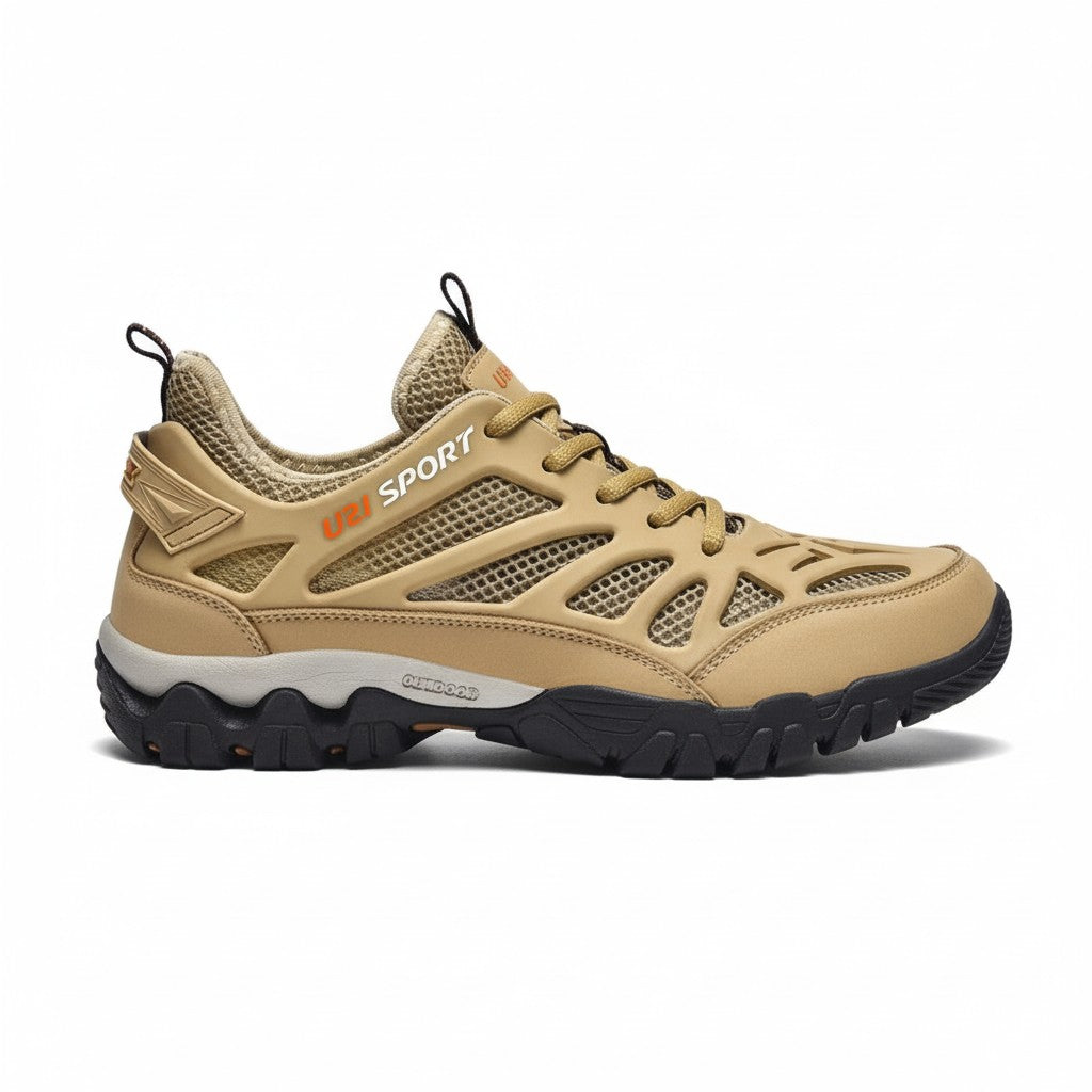 Waterproof shoes for hiking, mountain biking, and fishing. Nomada model.