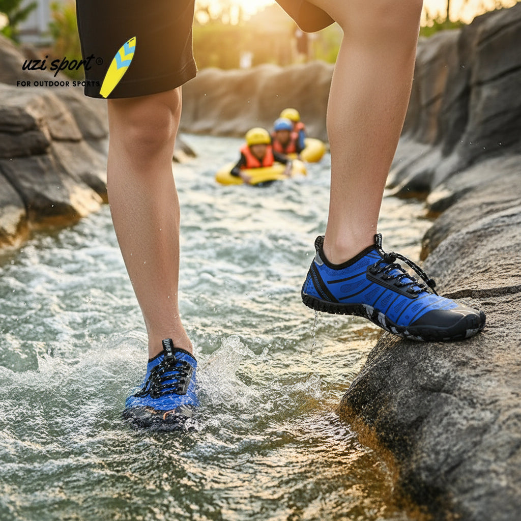 Water shoe Carbon Blue model