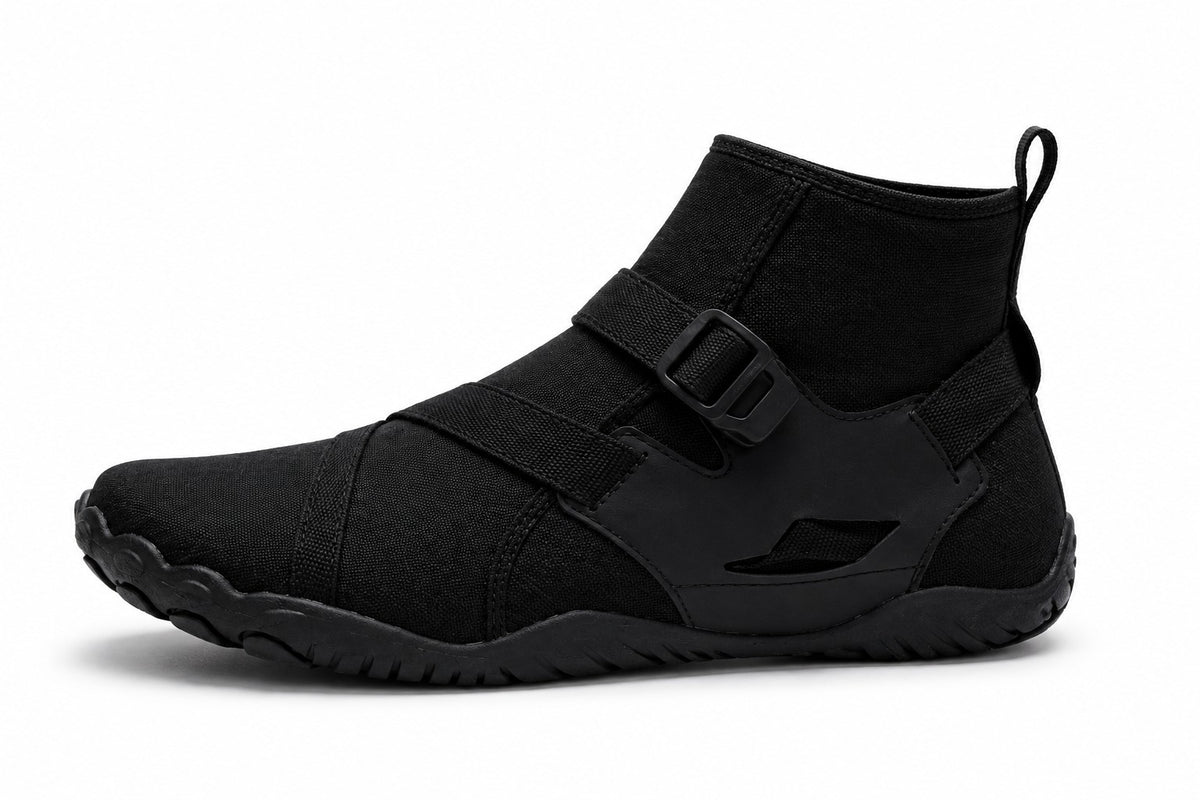Zapato acuático tipo botín negro uzi sport guadalajara con suela antiderrapante y ajuste de hebilla para outdoor