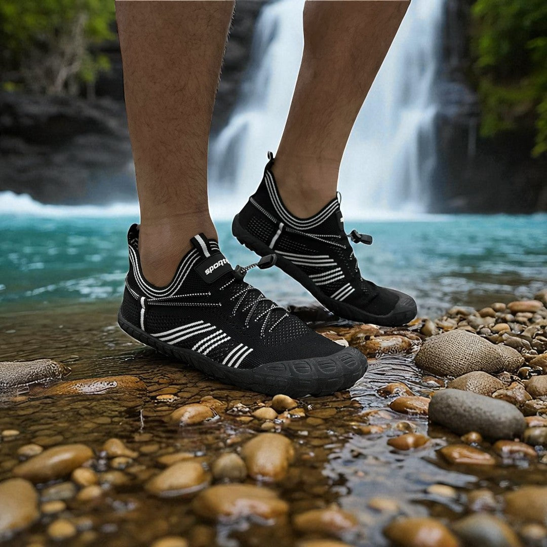zapato sumergible para rios, cascadas, hikking modelo Hikblack